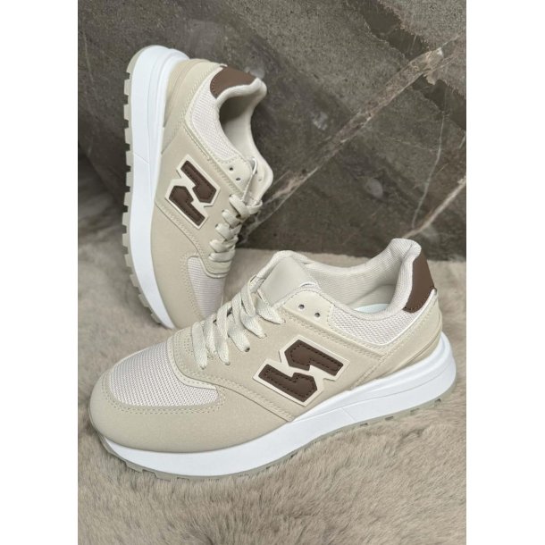 Noa Trendy Trainers- Beige