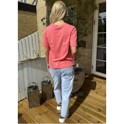 Petra Gith T-shirt- Sugar Coral