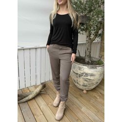 Poppy T-shirt LS-Black