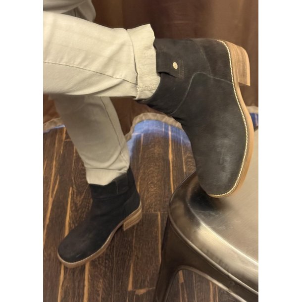 Power Walk Boots Suede- Dark Brown
