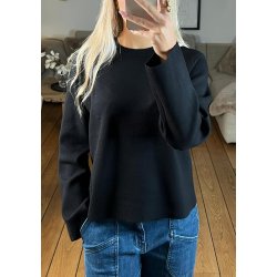 Reynard Square Sleeve O-neck- Black