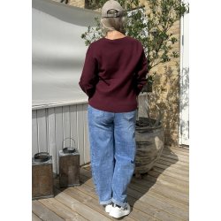 Reynard v-neck pullover- Windsor wine