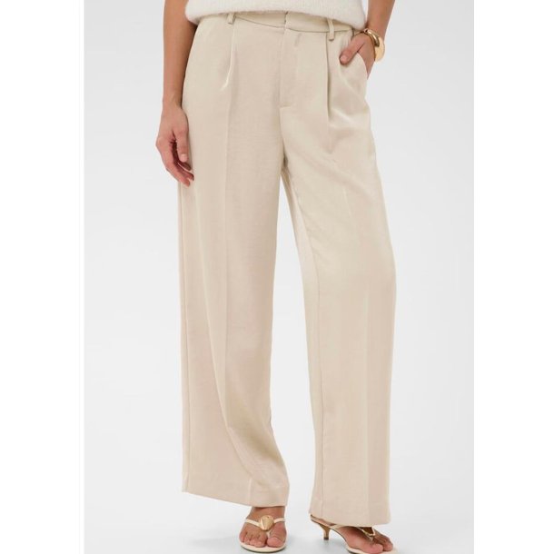 Rory Pantts-Feather Gray