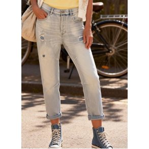 Sasha Worn Jeans- Light Blue