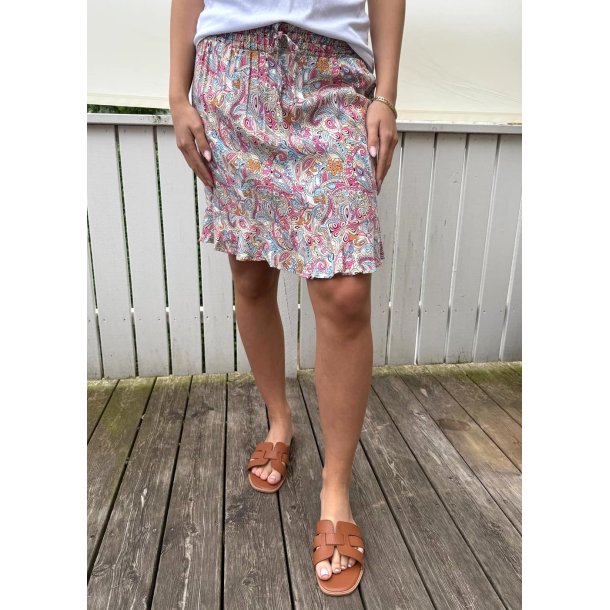 Skirt With Shorts- Beige pre-ordre