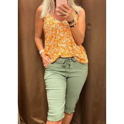 Stretchy Capri Pants- Khaki
