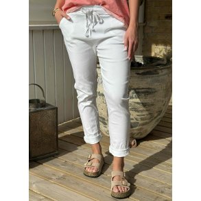Stretchy plain Pants- White