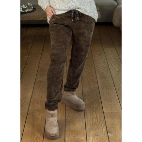 Stretchy Velvet Pants- Brown