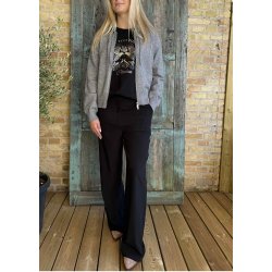 Taya Gith T-shirt- Black