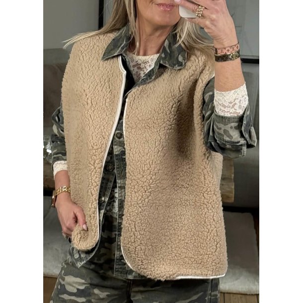 Teddy Vest- Beige