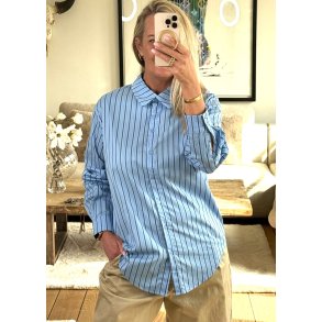 Tutta Lo Shirt-Little boy blue seal
