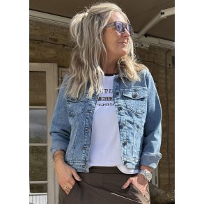 Vilma Denim Jacket- Washed Blue Den