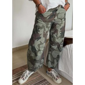 Wild Balo Camo Pants 