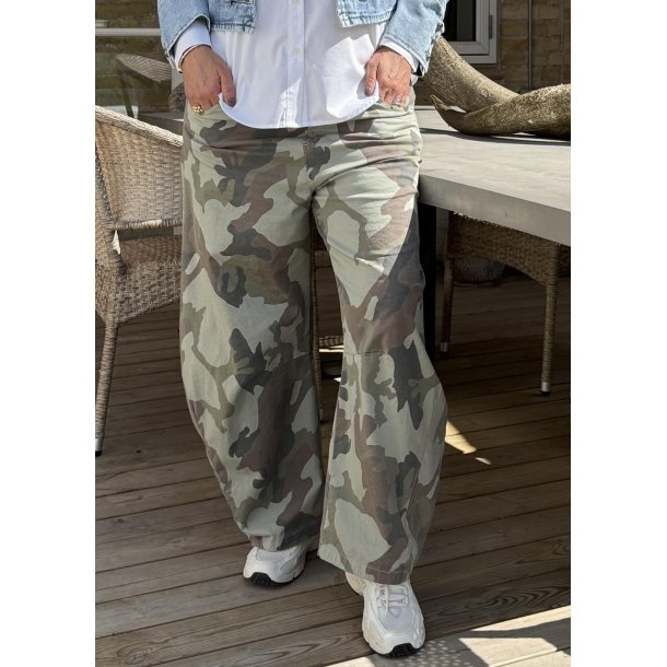 Wild Balo Camo Pants 